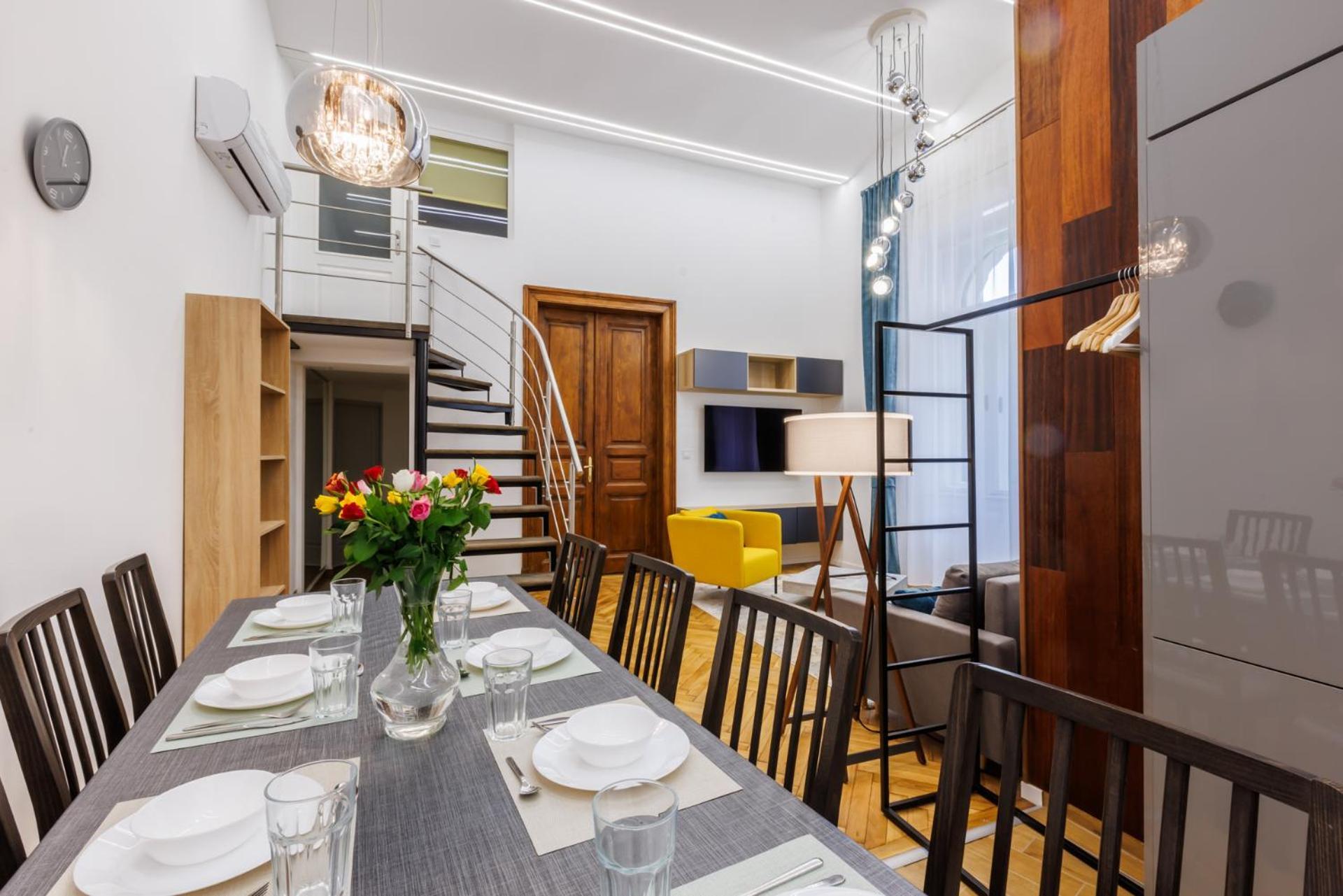 Korond Palace With 4 Bedrooms In An Unesco Protected Palazzo Budapest